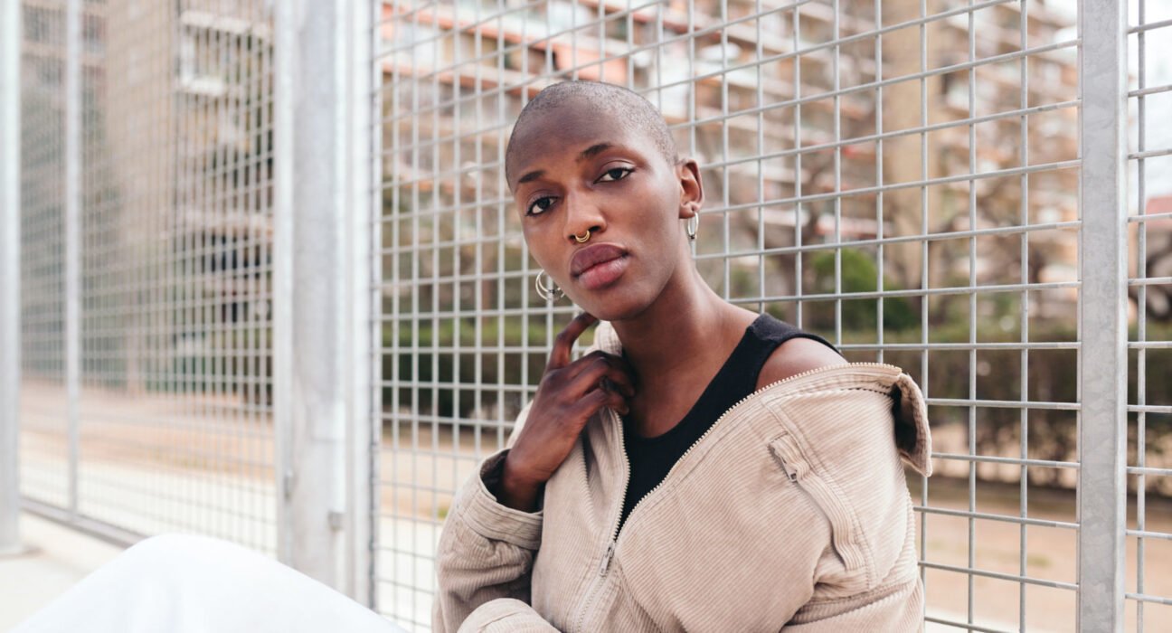 5 Proven Ways To Quiet Down The Negative Thoughts In Your Head