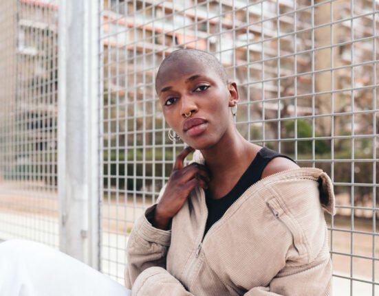5 Proven Ways To Quiet Down The Negative Thoughts In Your Head