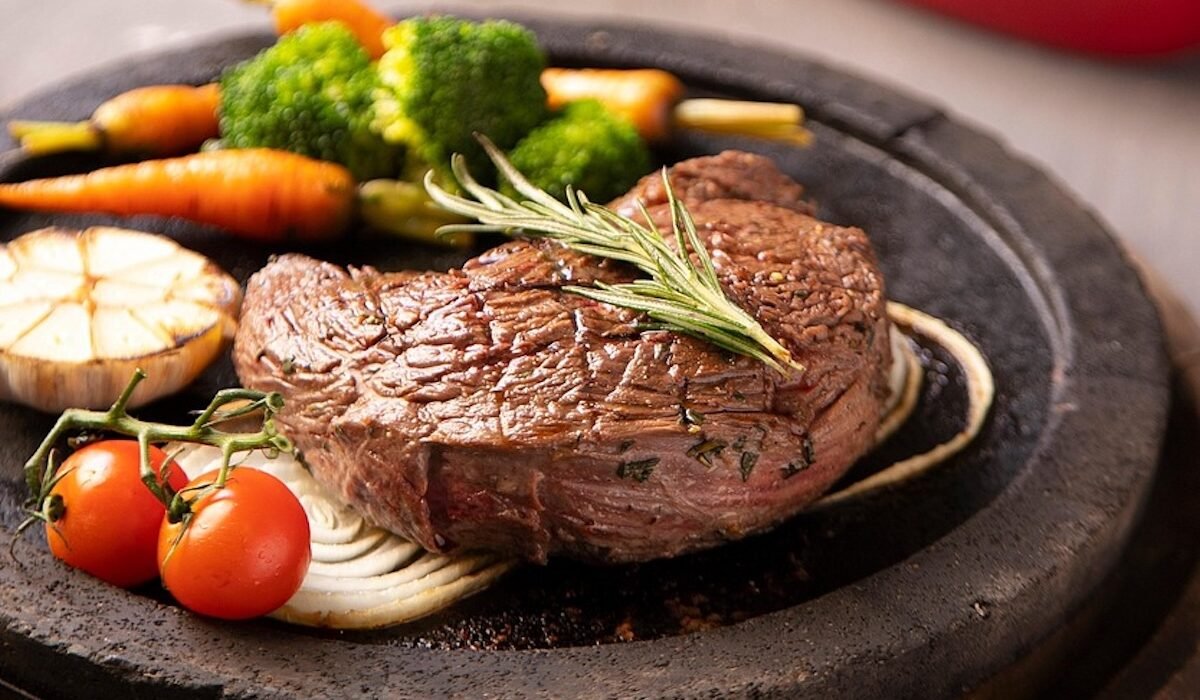 5 Steakhouse Chains Fans Say Keep Getting Better Every Year