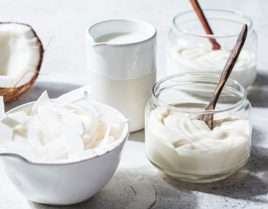 6 Things That May Happen When You Add Coconut Cream to Your Diet