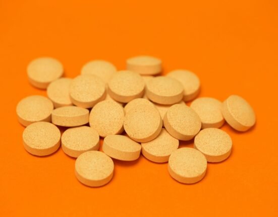 7 Serious Side Effects of Vitamin C