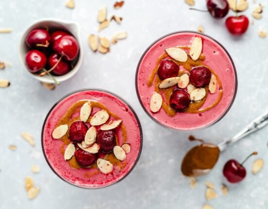 Almond Cherry Smoothie (my fav smoothie!)