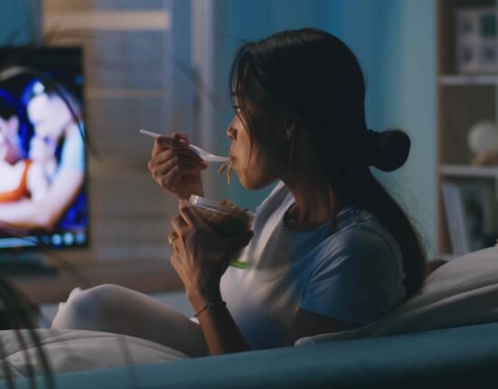 Bedtime Habits to Prevent Alzheimer's and Dementia
