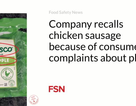 Company recalls chicken sausage because of consumer complaints about plastic