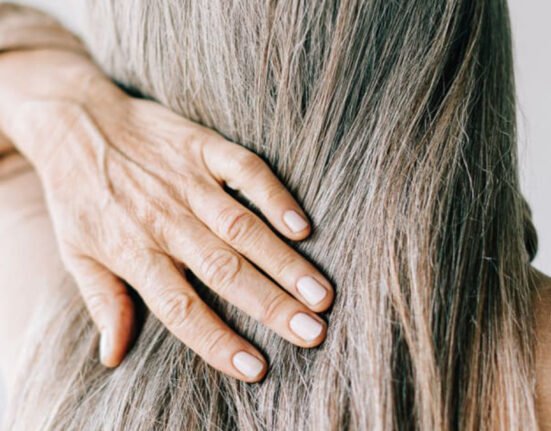 Study Shows That You May Be Able To Reverse Gray Hair Temporarily