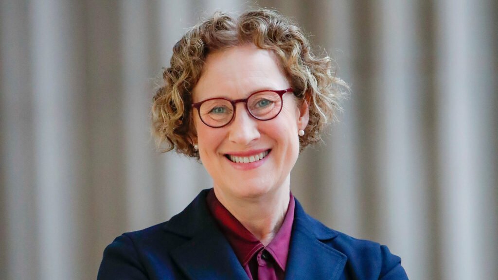 University president finds her ER training handy in a turbulent time